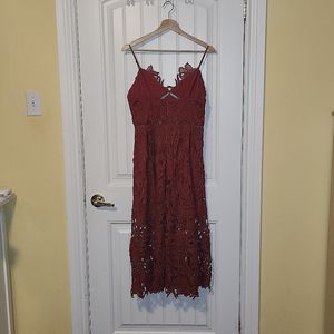 Burgandy lace dress midi